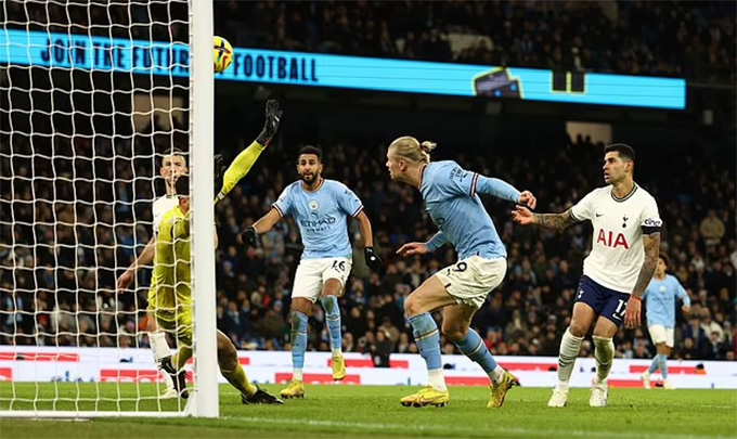 Haaland đánh đầu gỡ hòa cho Man City