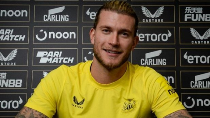 'Thánh' Karius rơi vào cảnh thất nghiệp sau 3 tháng khoác áo Newcastle