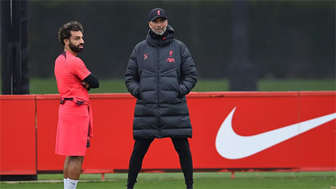 Klopp giải thích nguyên nhân Salah đánh mất mình