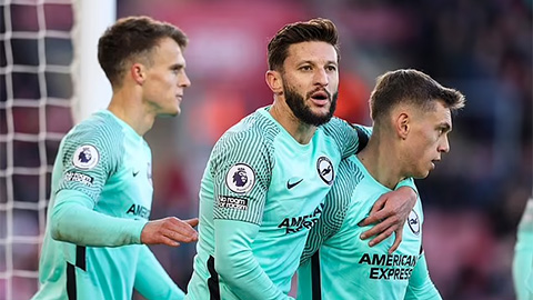 Lallana mỉa mai việc Trossard rời Brighton để đến Arsenal