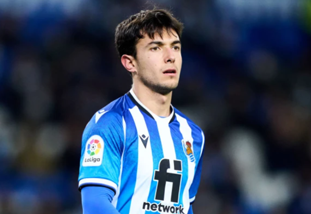 Zubimendi trong màu áo Real Sociedad