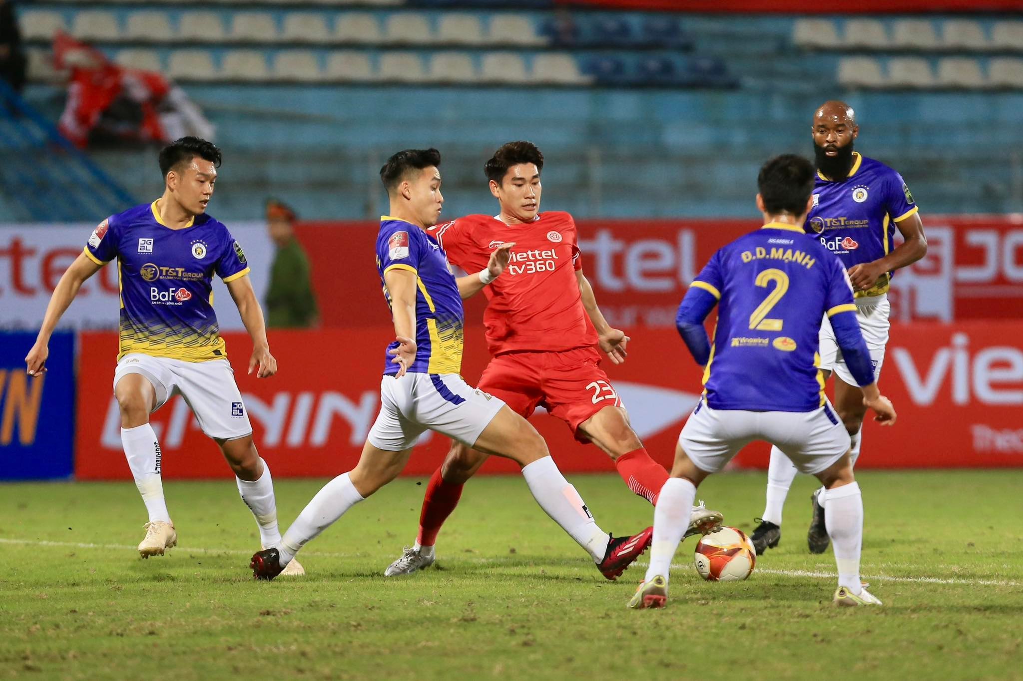 Hà Nội FC để Viettel cầm chân trong ngày khai màn V.League 2023 - Ảnh: Đức Cường