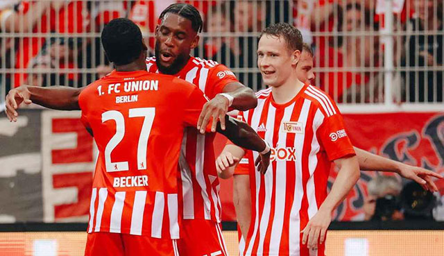 Thời điểm này, Union Berlin đủ sức có bàn thắng trên sân của Ajax