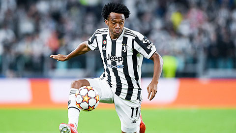 Cuadrado sẽ được đá trận thứ 300?