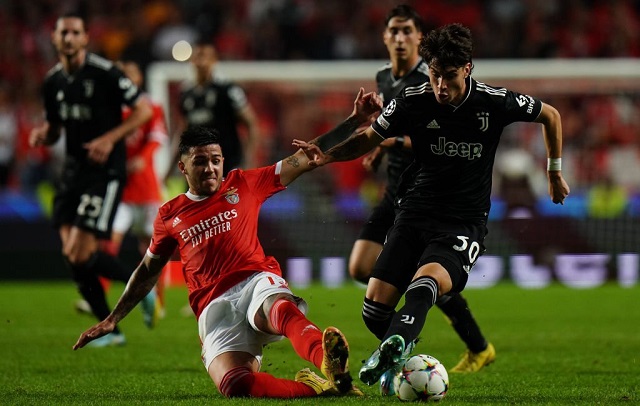 Fernández thi đấu vô cùng ấn tượng trước Juventus tại Champions League