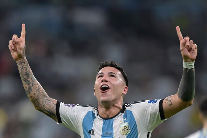 Fernandez mới đoạt chức vô địch thế giới cùng ĐT Argentina