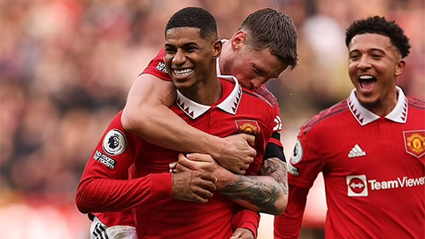 Man United làm điều chưa từng có trong 11 năm