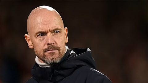 Ten Hag tuyên bố MU không diễu hành nếu vô địch Cúp Liên đoàn