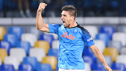 Napoli sẽ mua đứt Giovanni Simeone!