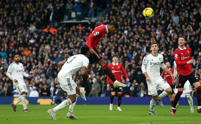 Rashford mở tỷ số cho Man United ở trận thắng Leeds