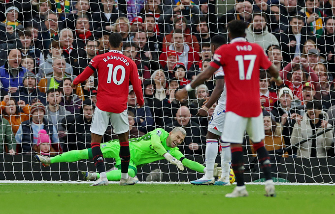 Rashford nâng tỷ số lên 2-0 ở phút 62