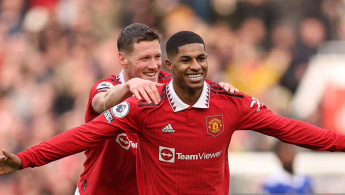 Rashford cân bằng thành tích với Ronaldo và Rooney