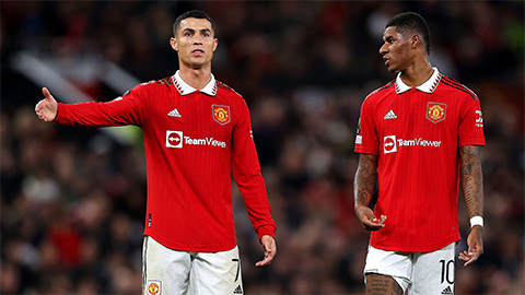 'Rashford thăng hoa vì không còn phải đứng sau Ronaldo'