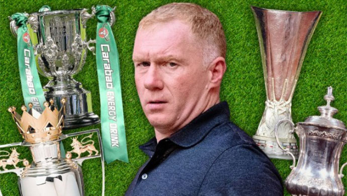 Scholes tin Man United vẫn có thể giành 'cú ăn 4'