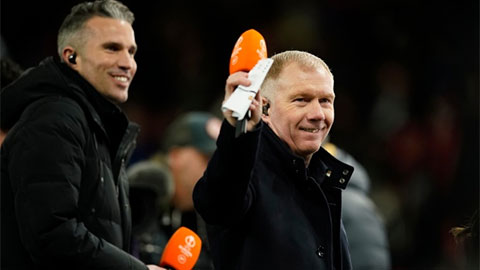 Scholes nhắc lại tham vọng ăn bốn của Man United