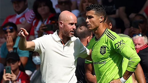 Fernandes ca ngợi Ten Hag vì loại bỏ Ronaldo