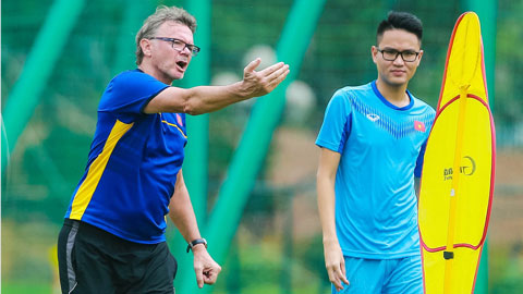 HLV Philippe Troussier đến Việt Nam: Khởi đầu hành trình mới cho ĐTQG Việt Nam