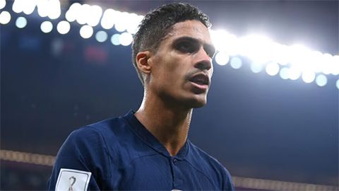 Varane hé lộ lý do từ giã ĐT Pháp