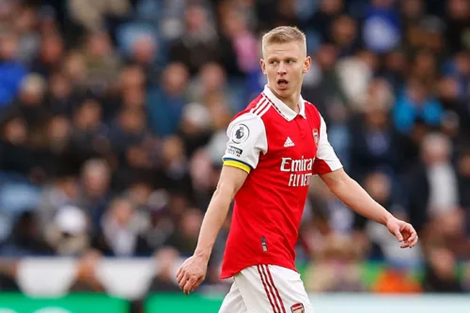 Zinchenko đeo băng đội trưởng của Arsenal