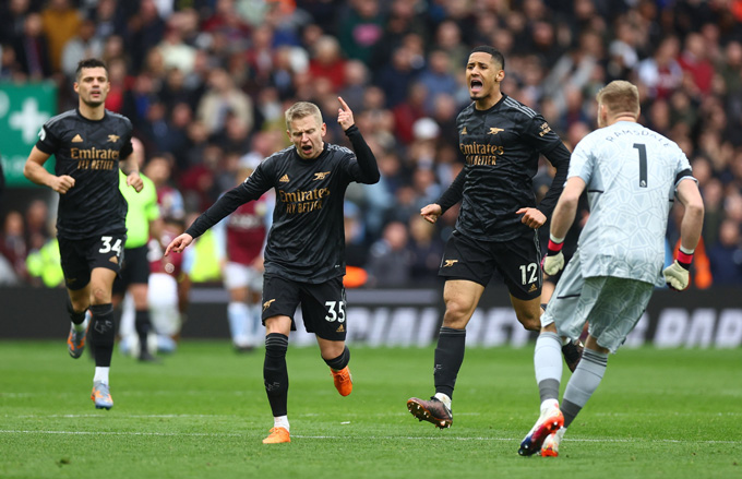 Zinchenko có bàn thắng đầu tiên tại Premier League và mở ra chiến thắng cho Arsenal