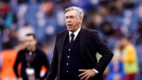 Ancelotti không chấp nhận thất bại trước Barca, đặt dấu hỏi về bàn thắng bị từ chối