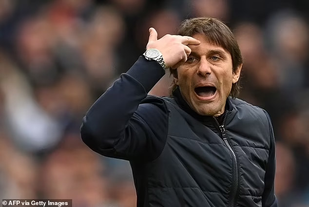 Conte từng vô địch Premier League cùng Chelsea