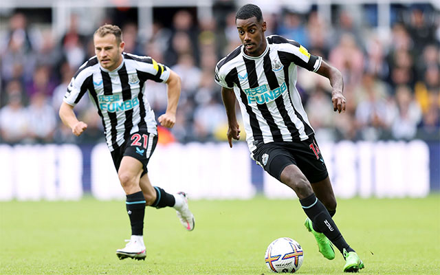 Rất nhiều chuyên gia cho rằng, với tiền đạo Alexander Isak, chích chòe Newcastle sẽ còn bay cao hơn nữa