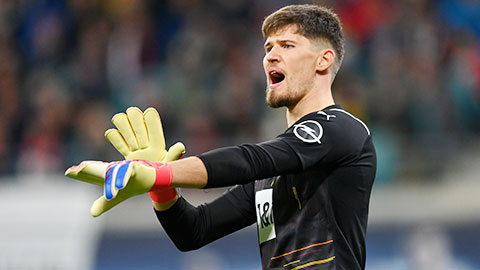 MU nhắm thủ môn Dortmund thay De Gea