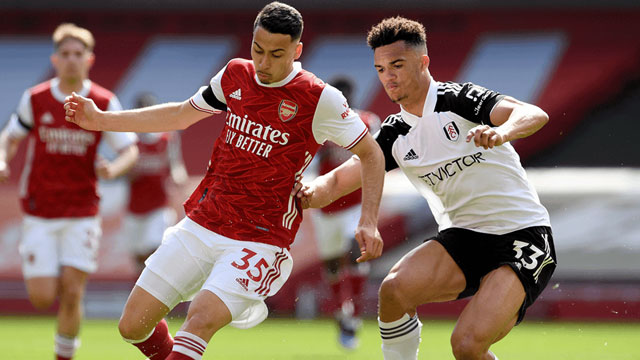 Martinelli của Arsenal (35) trong trận đấu với Fulham hồi 2021