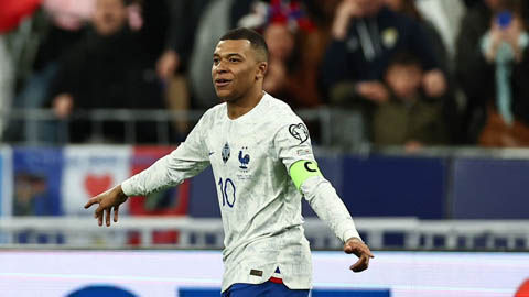 Mbappe loại Benzema khỏi Top 5 chân sút hàng đầu của ĐT Pháp