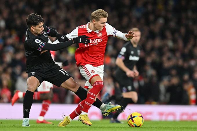 Odegaard hiện là linh hồn trong lối chơi của Arsenal