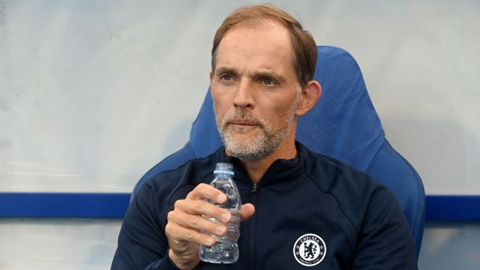 Cộng đồng mạng chỉ trích cách đối xử 'tồi tệ' của Chelsea với Tuchel