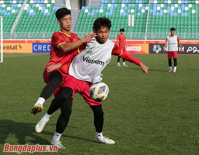 U20 Việt Nam đã sử dụng sơ đồ 3-4-3 khi gặp U20 Australia. Tuy nhiên, HLV Hoàng Anh Tuấn hoàn toàn có thể sử dụng 1 sơ đồ mới lạ khi đấu với U20 Qatar