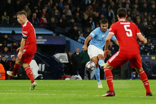 Rodri ghi bàn thắng đẹp mắt, mở tỷ số cho Man City