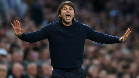 Conte trên đường nhận việc mới sau khi rời Tottenham