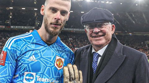 De Gea giành Găng tay vàng Premier League, bị fan chê 'không xứng đáng'