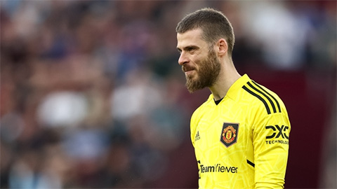 De Gea nguy cơ không được bắt chính dù gia hạn với MU