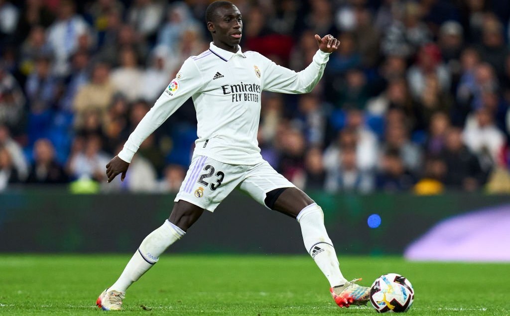 Real Madrid mời chào Arsenal mua Ferland Mendy