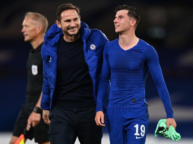 Với Mason Mount, HLV Frank Lampard chẳng khác gì một người cha