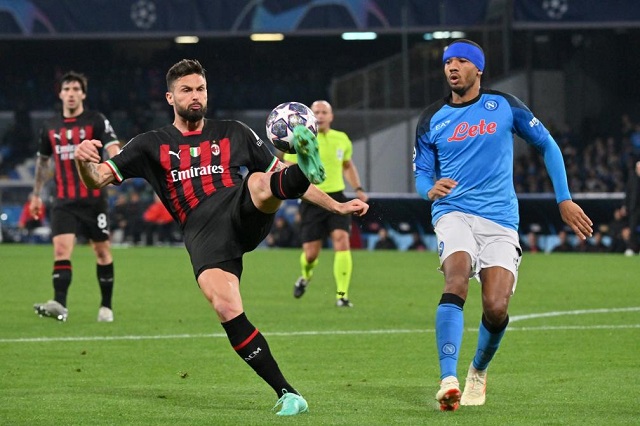 Olivier Giroud đã tỏa sáng trước Napoli tại bán kết Champions League