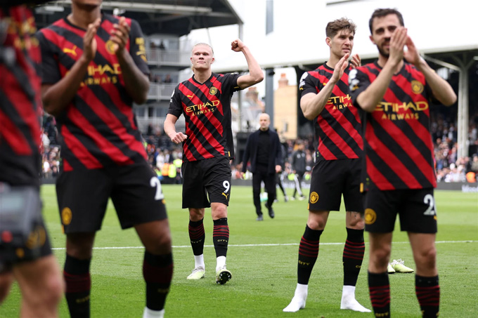 Man City đã chơi xấu xí để bảo toàn chiến thắng trước Fulham