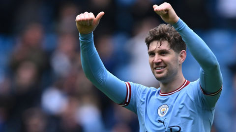 John Stones, vũ khí bí mật đua vô địch của Man City