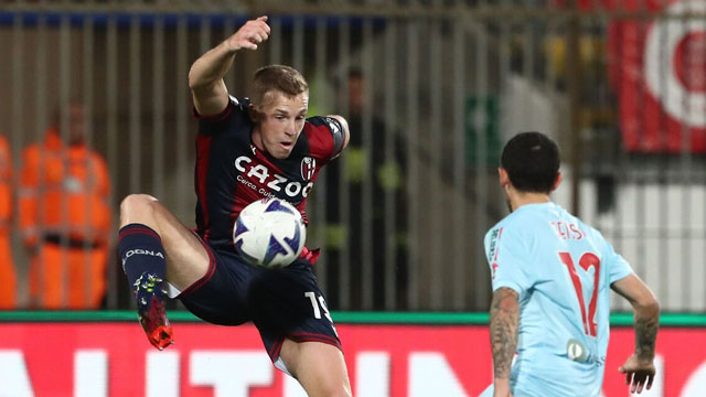 Lewis Ferguson đang có phong độ cao trong màu áo Bologna