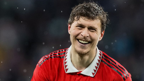 MU đưa ra quyết định về tương lai của Victor Lindelof