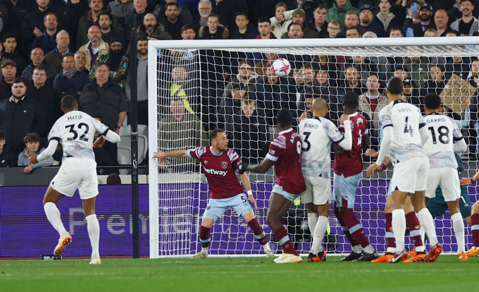 Matip đánh đầu ghi bàn mang về chiến thắng cho Liverpool