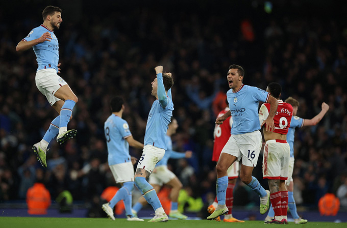 Man City của Guardiola suốt 7 năm qua luôn trình diễn thứ bóng đá tấn công đáng sợ