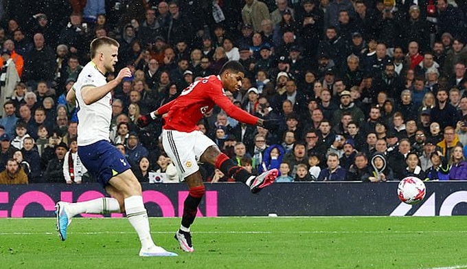 Rashford ghi bàn thứ 2 cho MU