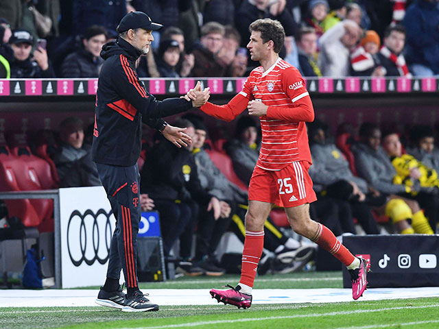 Mueller từng lập cú đúp bàn thắng trong trận ra mắt Bayern của HLV Tuchel