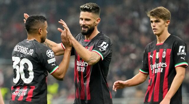 Milan gây bất ngờ khi vào đến vòng bán kết Champions League mùa này.