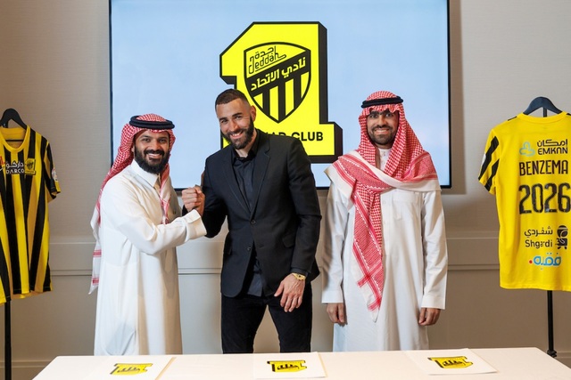 Việc Benzema đột ngột sang Saudi Arabia chơi bóng là cú sốc với La Liga.